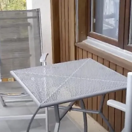 Forest Heimelige 2 Zimmerwohnung Intime * لوكباد